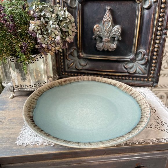 Pier 1 blue handpainted stoneware dinner plate - Picture 12 of 17